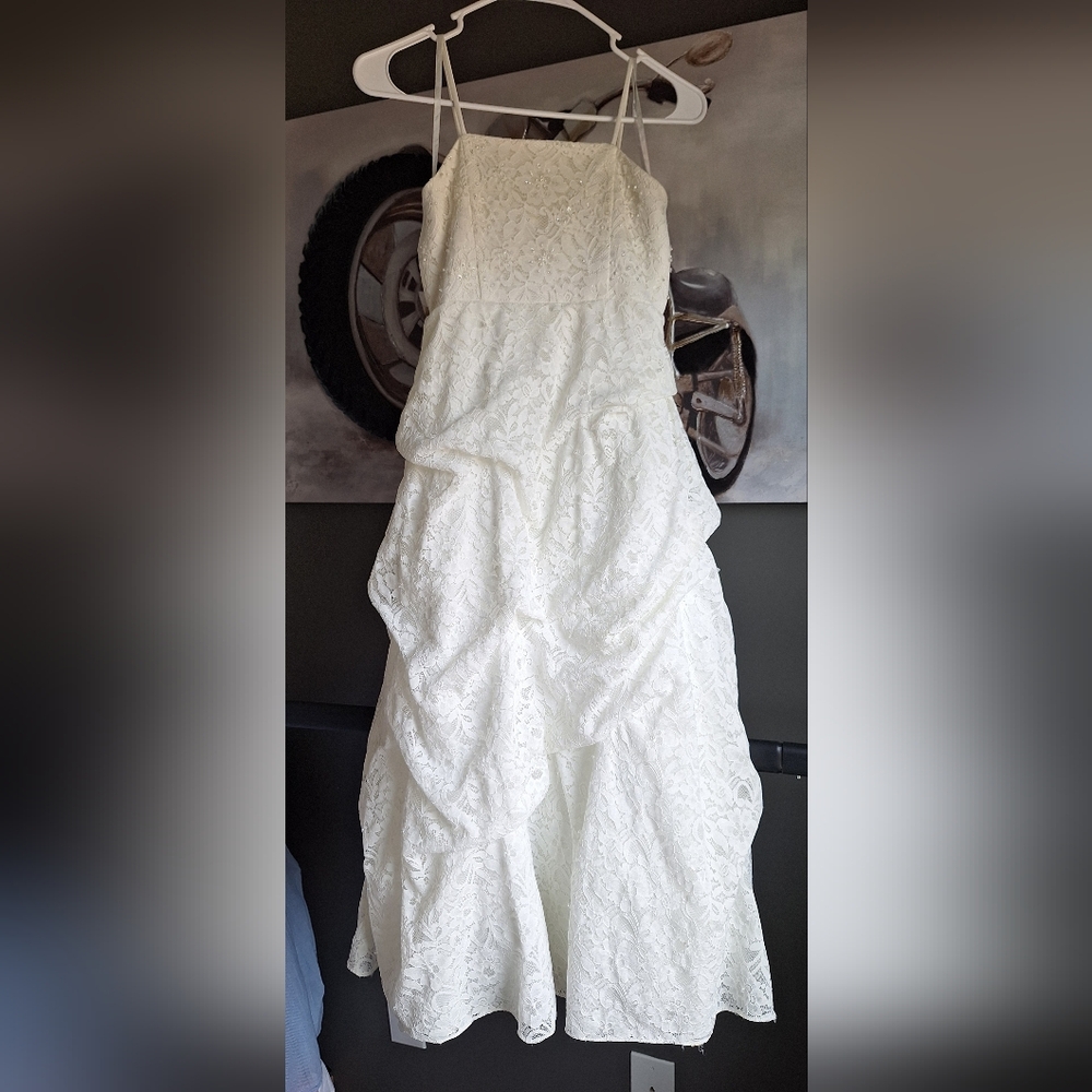 David's Bridal Elegant White Lace Dress